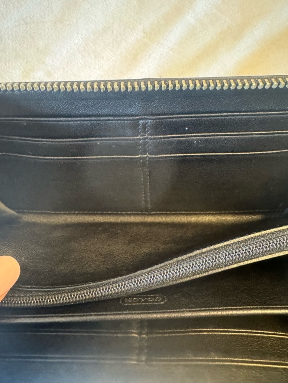 Vintage! Coach Chelsea Black Leather Zip Around Accordion Wallet - Picture 8 of 13